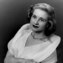 "Miss Romeo" Ruth Raeburn Will Be Hostess to Michigan Peach Queen and Court